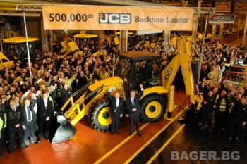 JCB отпразнува продажбата на своя 500 000-ен  багер